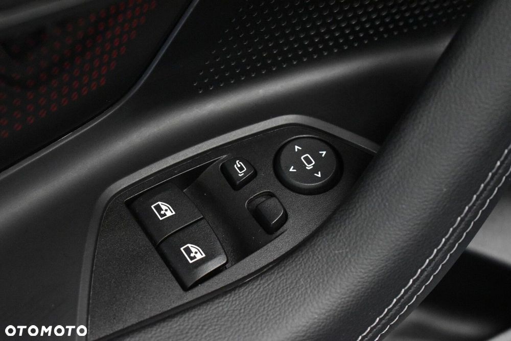 BMW Seria 2 220i M Sport - 10