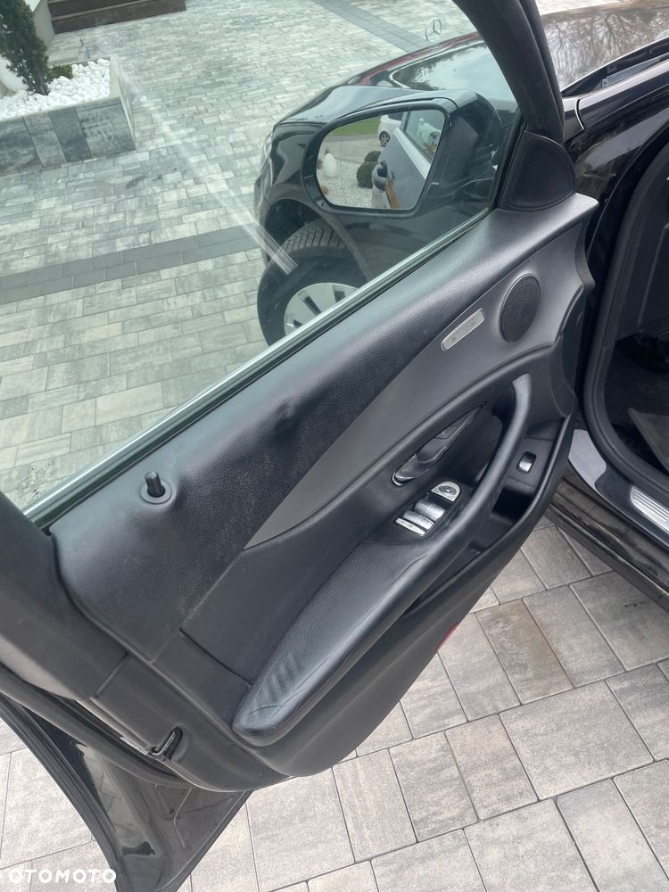 Mercedes-Benz Klasa E 200 d 9G-TRONIC Exclusive - 15