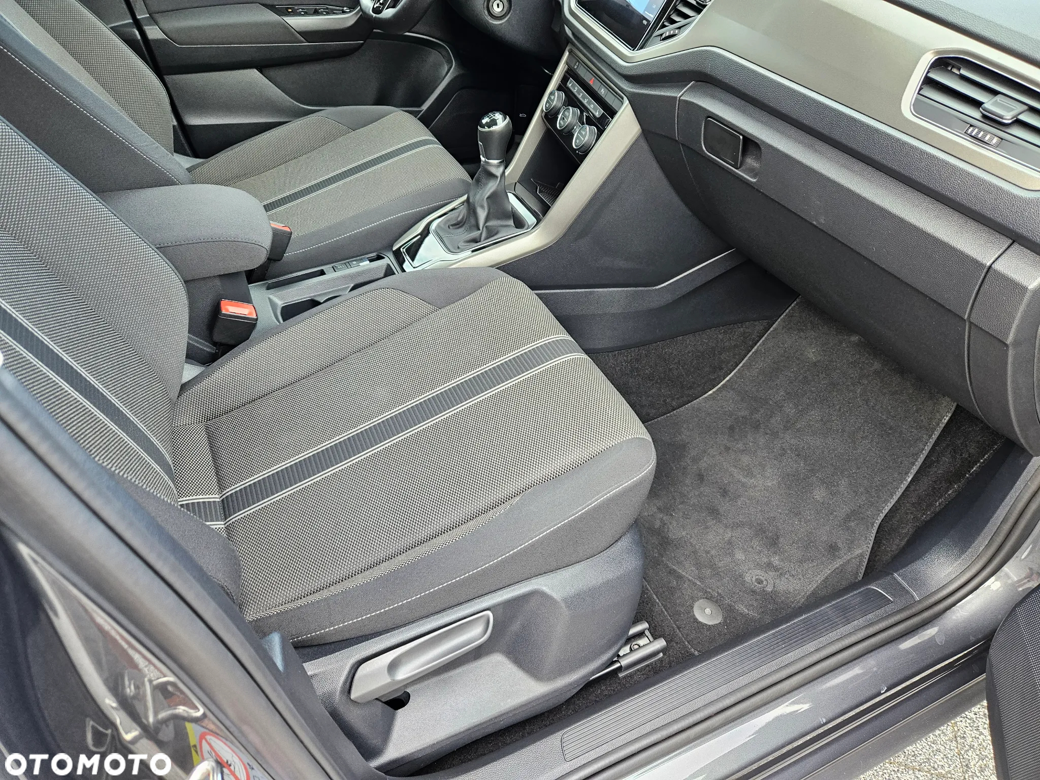 Volkswagen T-Roc 1.0 TSI - 15