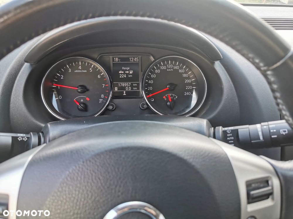Nissan Qashqai 2.0 Acenta - 23