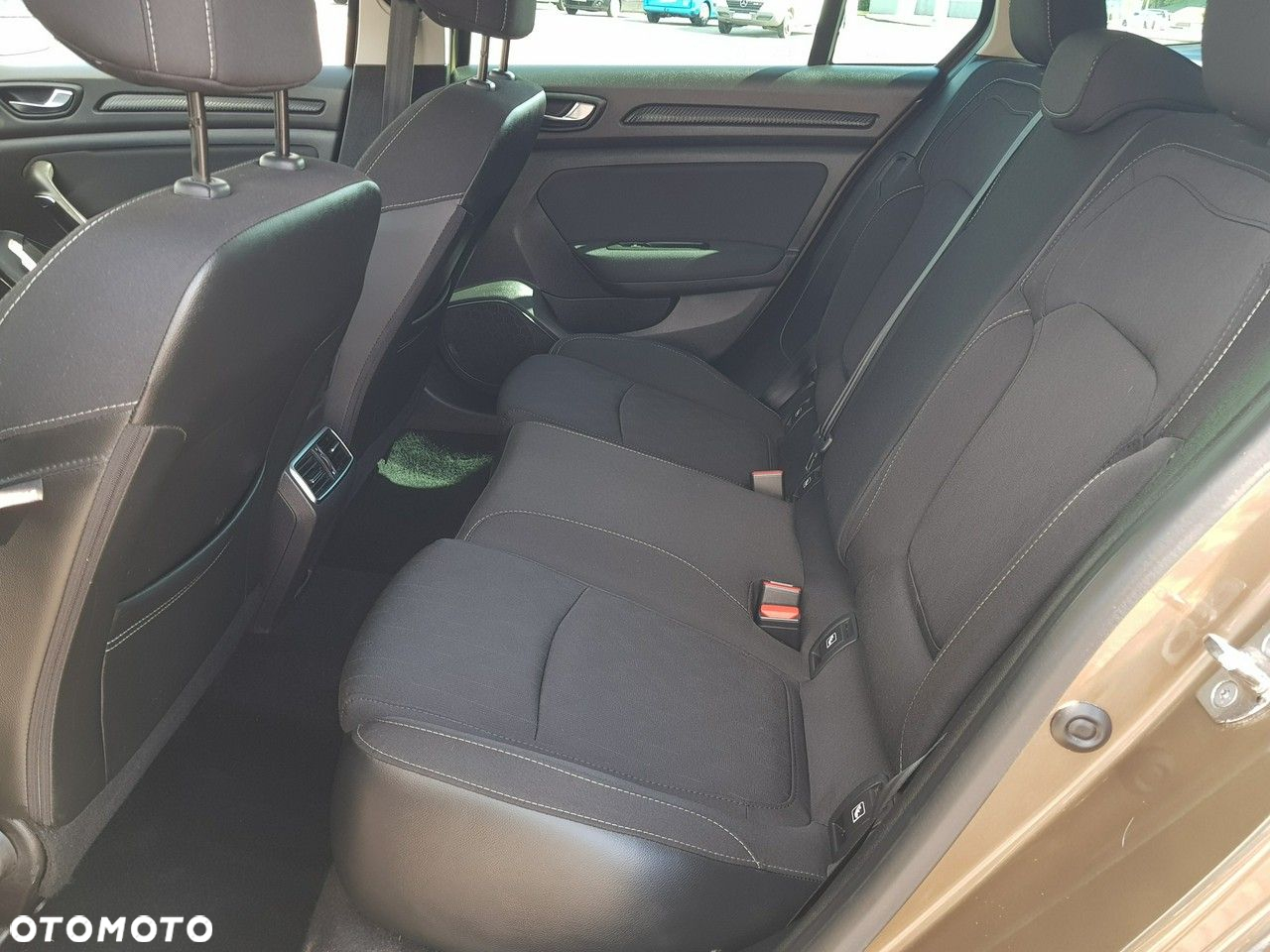 Renault Megane Grandtour TCe 115 GPF LIMITED - 11
