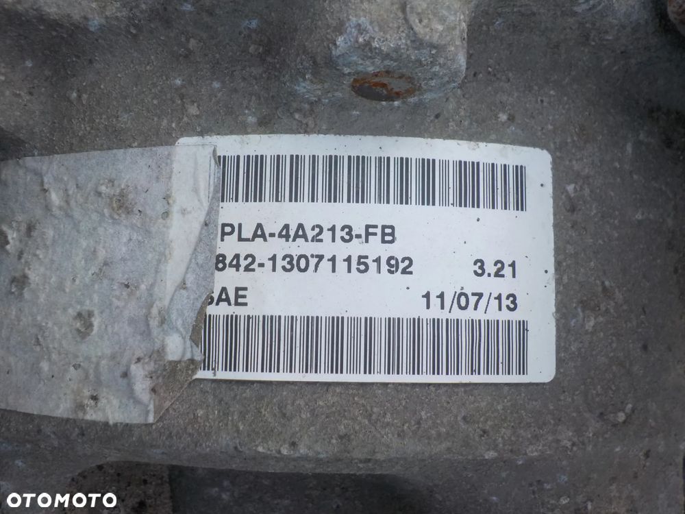 RANGE ROVER SPORT L494 BELKA ZAIEWSZNIA TYŁ - 4