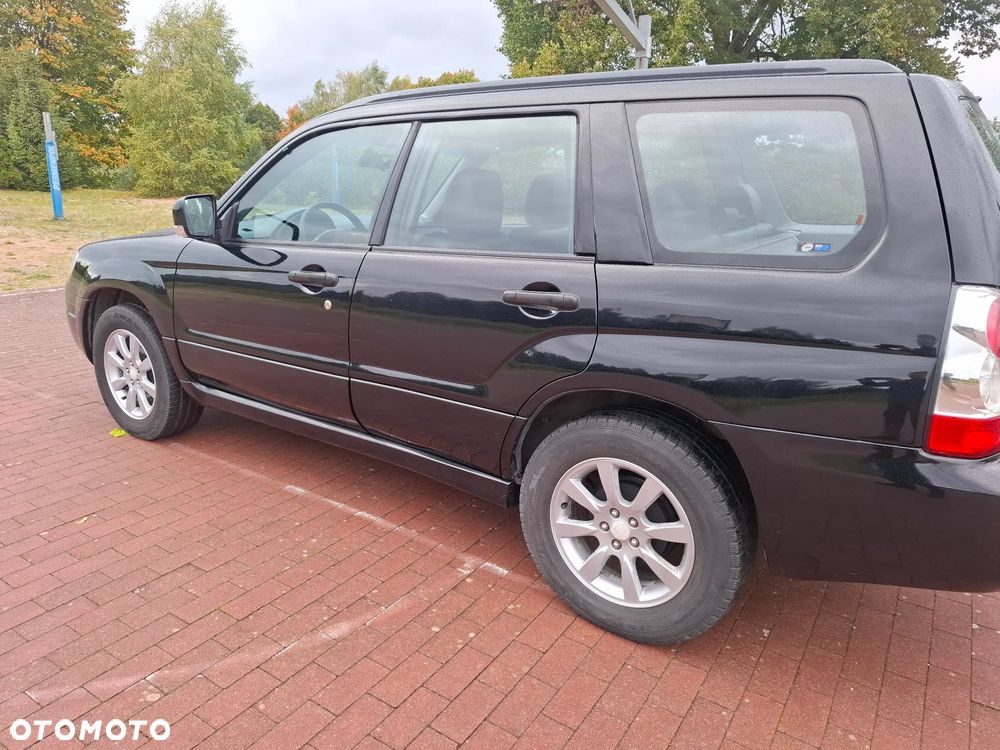 Subaru Forester 2.0 XC Celebration - 8