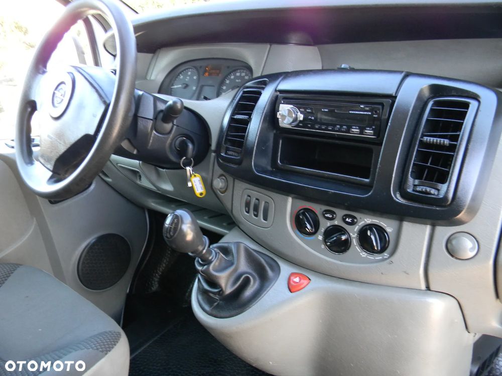 Opel Vivaro 2006