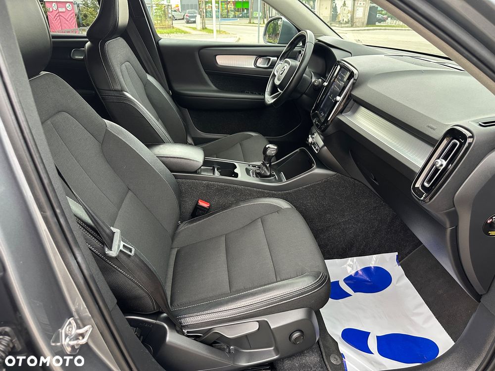 Volvo XC 40 D3 Momentum - 12