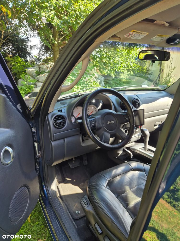 Jeep Cherokee 3.7 Limited - 8