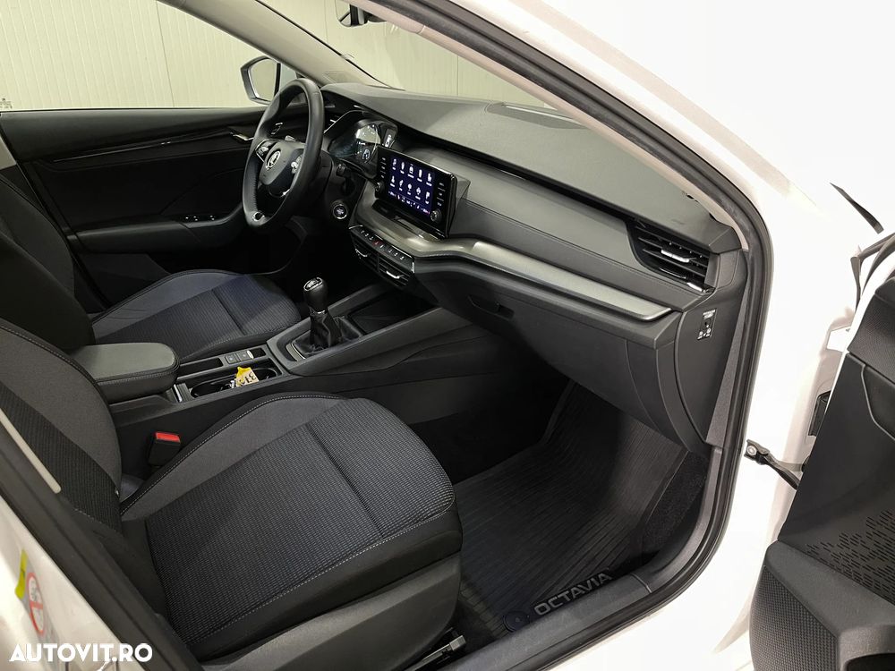 Skoda Octavia 1.5 TSI Ambition - 9