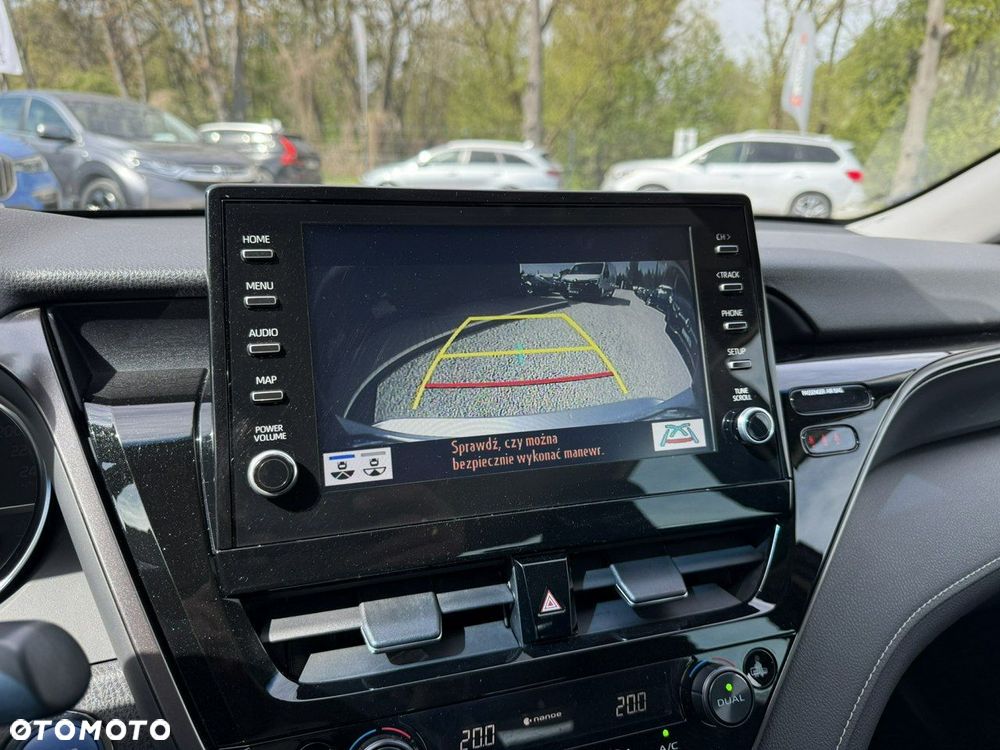 Toyota Camry - 29