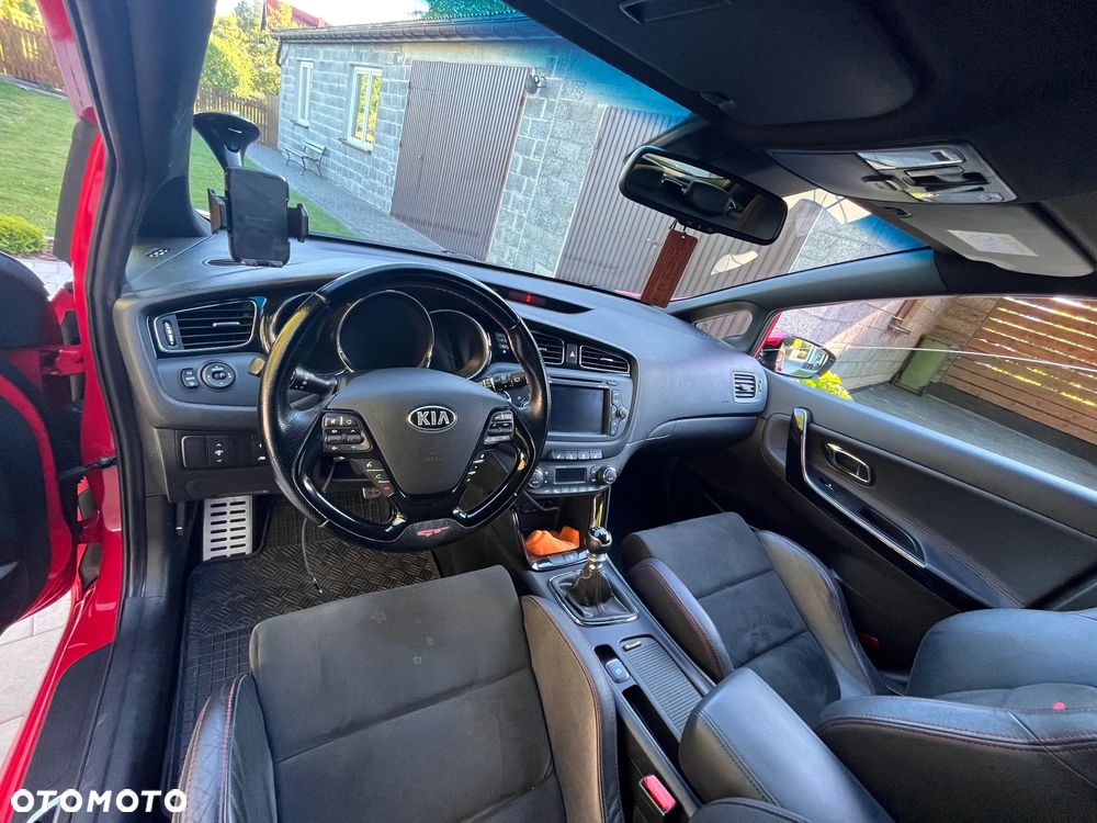 Kia Ceed 1.6 T-GDI GT L - 17