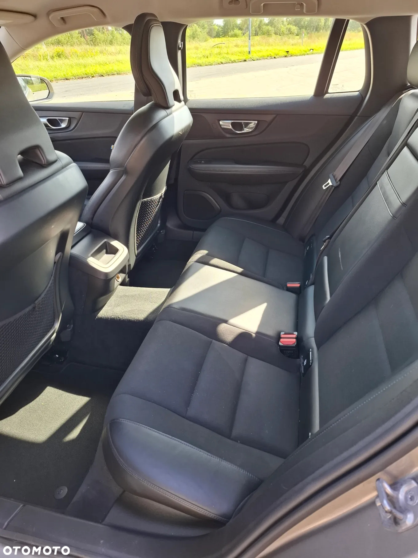 Volvo V60 D4 AWD - 13