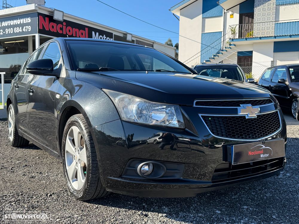 Chevrolet Cruze 2.0 VCDi LTZ - 3
