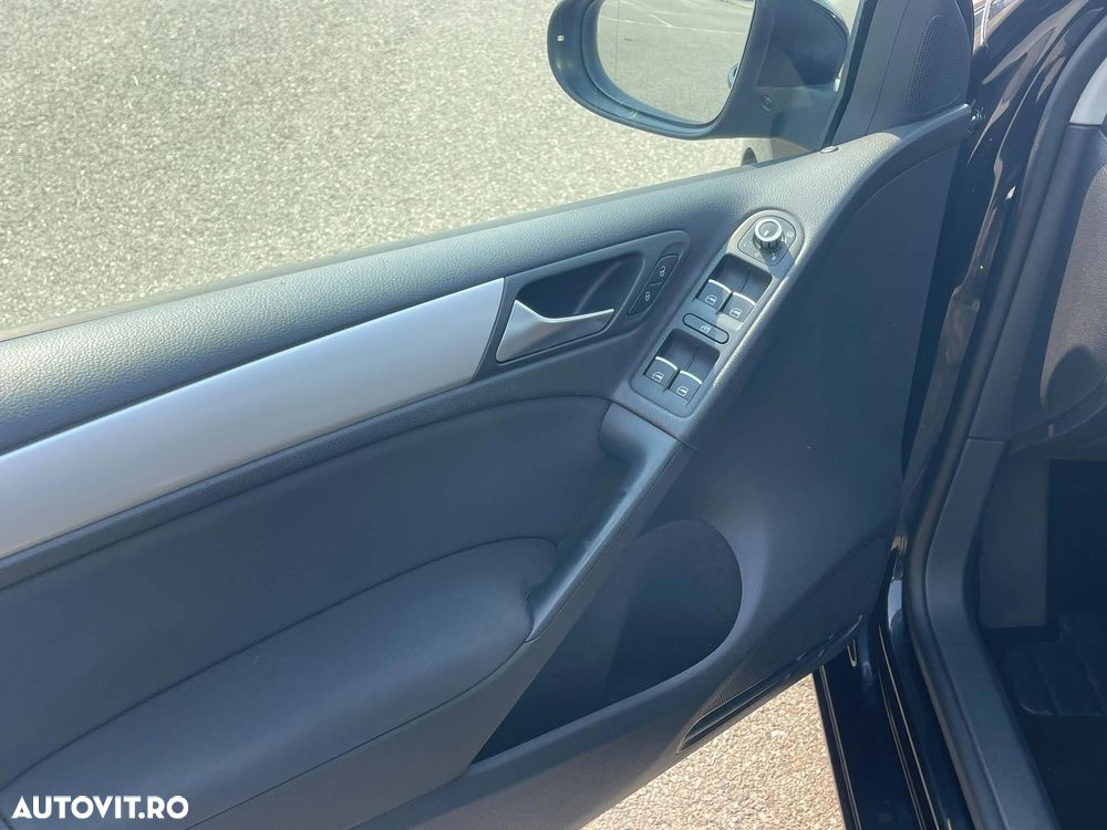 Volkswagen Golf 1.4 TSI BMT DSG Comfortline - 6