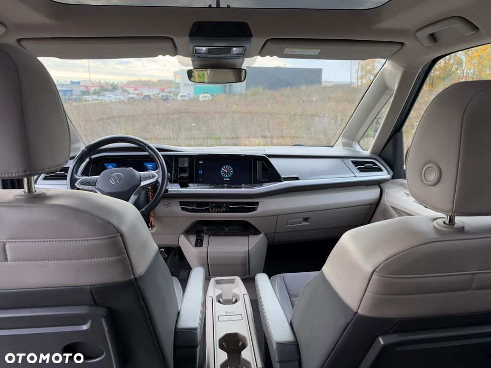Volkswagen Multivan - 8