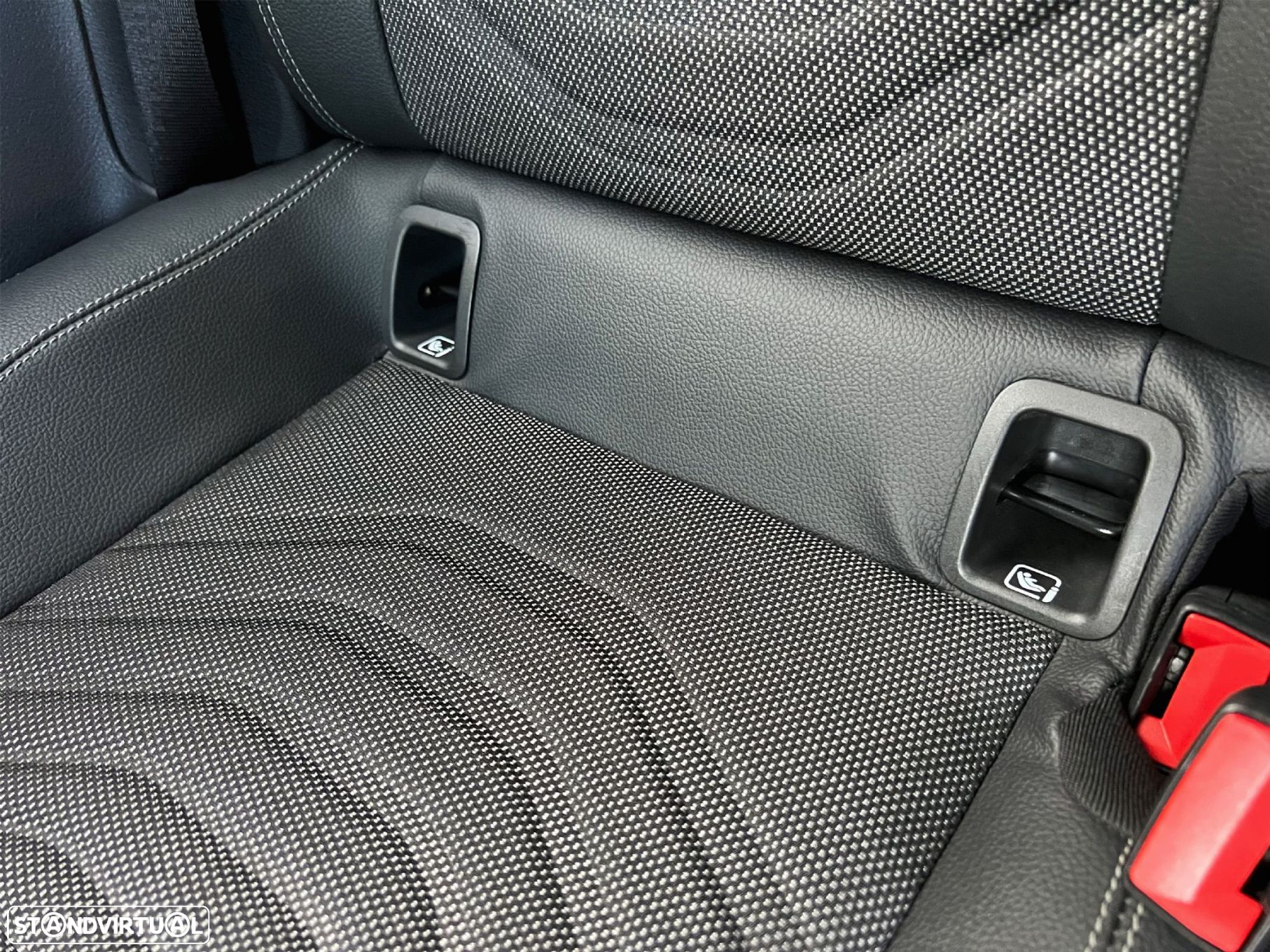 Mercedes-Benz A 180 Limousine d Business Solutions Aut. - 52