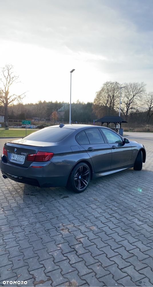 BMW Seria 5 528i xDrive - 3