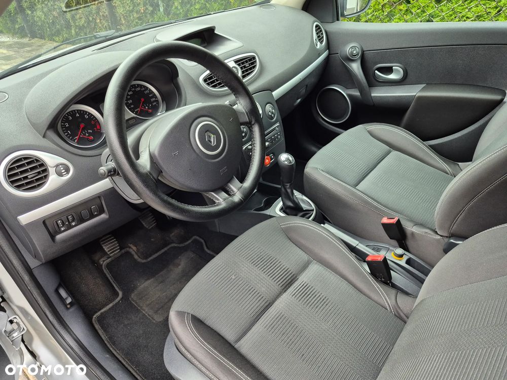 Renault Clio 1.2 TCE Alize - 11