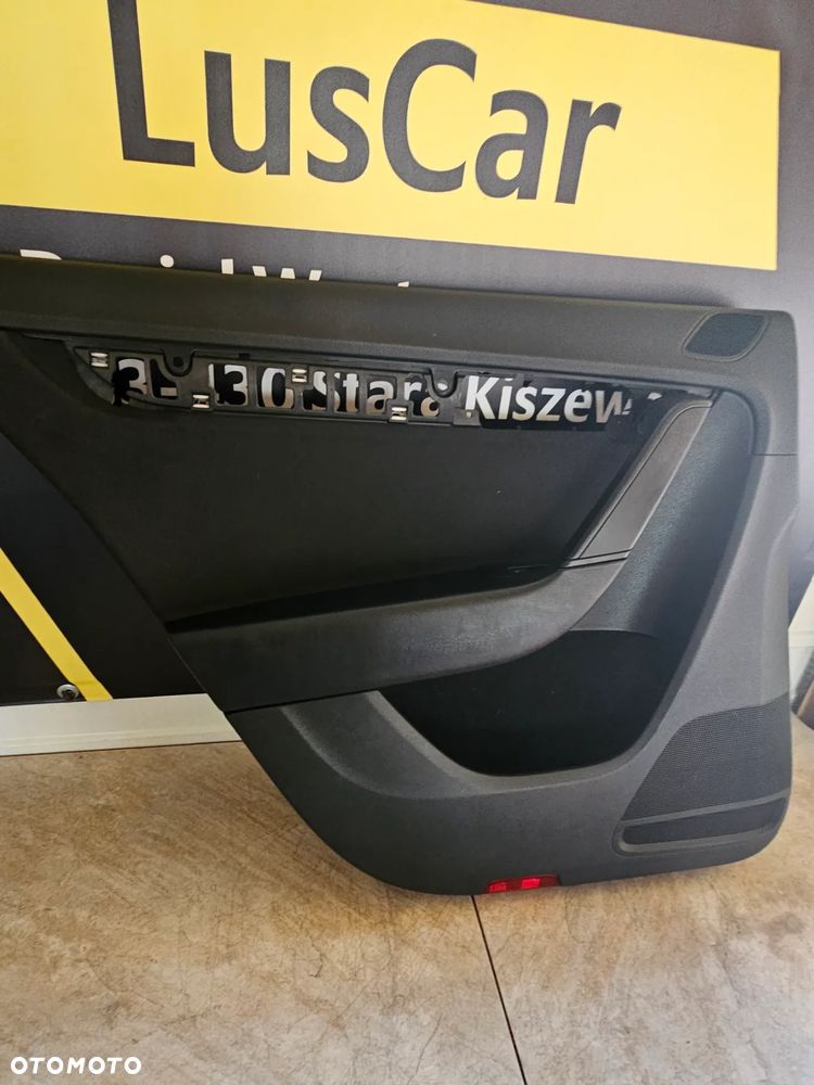 VW PASSAT B7 BOCZKI DRZWI KOMPLET - 6