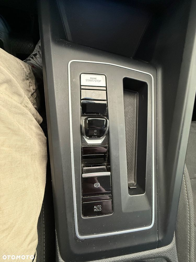 Volkswagen Golf 1.5 eTSI EVO R-Line DSG - 14