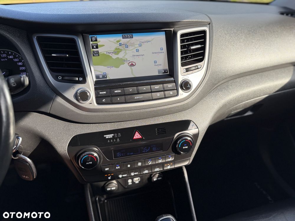 Hyundai Tucson blue 1.6 GDi 2WD Navi - 22