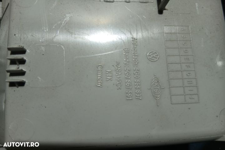 Lampa plafon fata 5G0868837 5G0867591 5G0867469 5G0868837 5G0867591 5 - 3