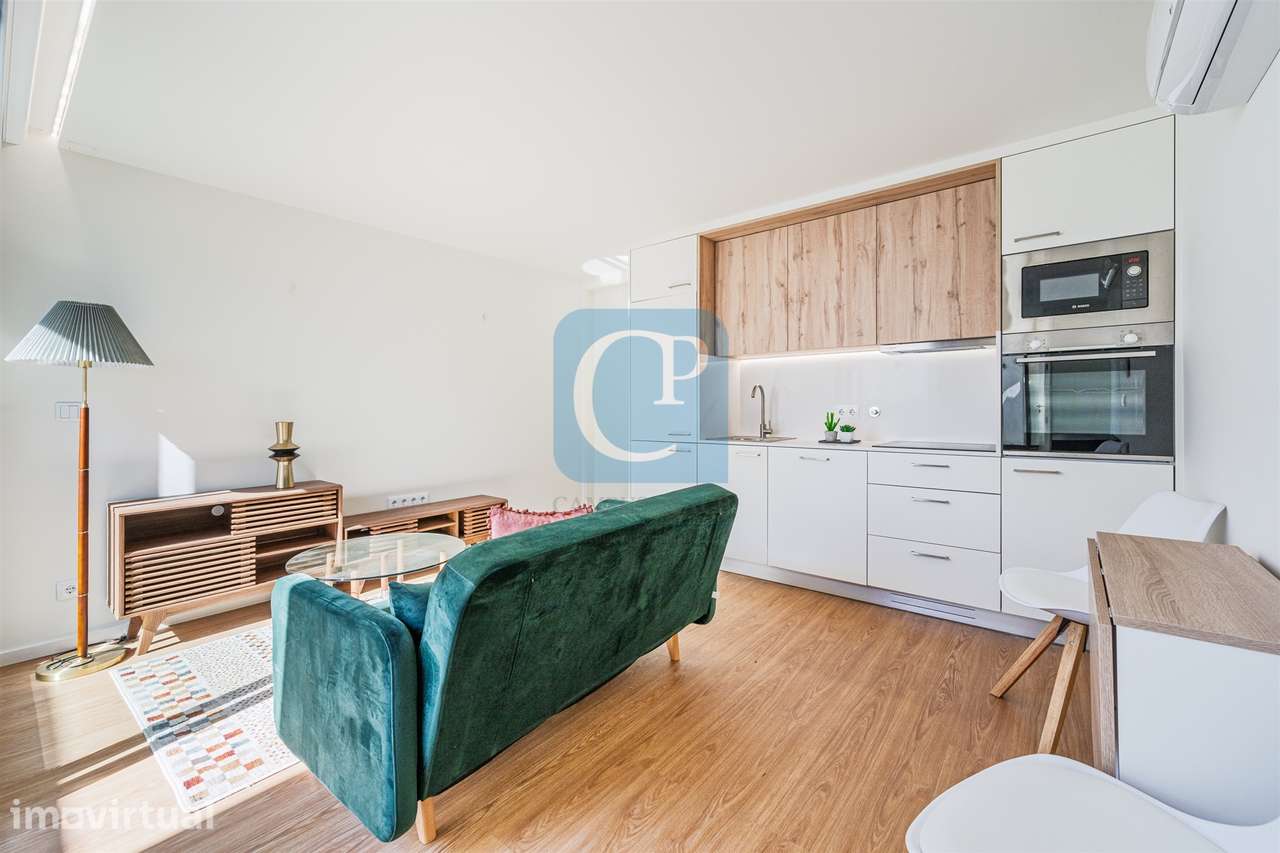 Apartamento T1 junto ao Hospital S. João - Grande imagem: 4/18