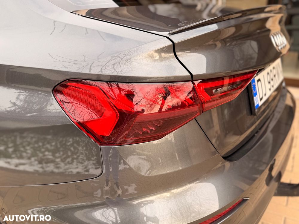 Audi A3 35 TDI ack S tronic S line - 8