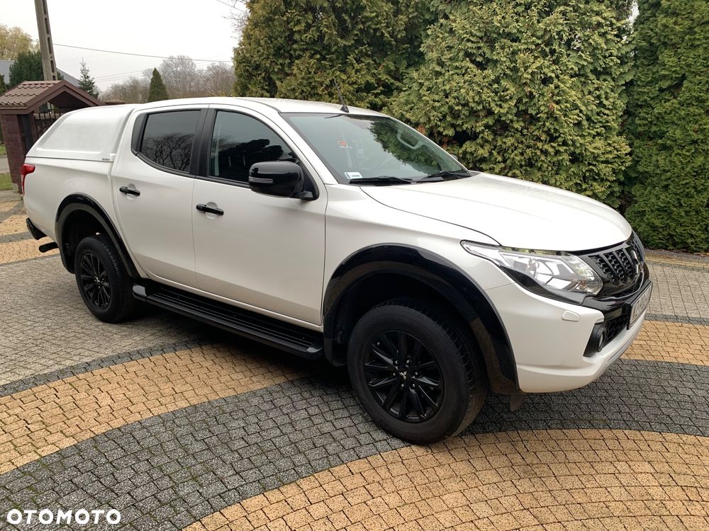 Mitsubishi L200 2.4 d DC Instyle Premiere Edition - 2