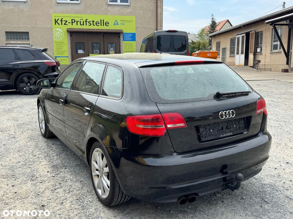 Audi A3 Sportback 1.8 TFSI Attraction - 3