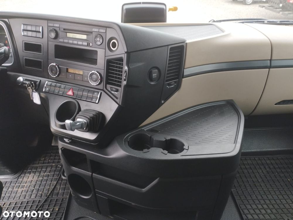 Mercedes-Benz Actros 1845 - 11