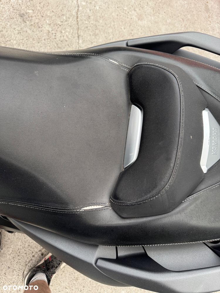 Yamaha X-max - 19