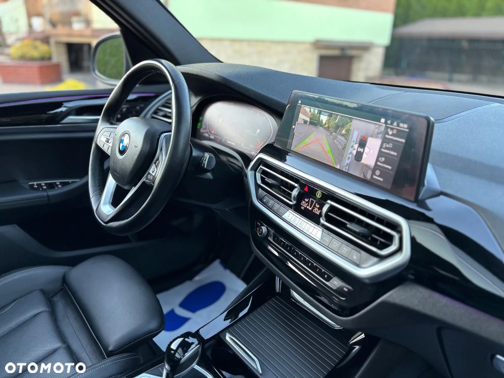 BMW X3 sDrive18d sport - 9