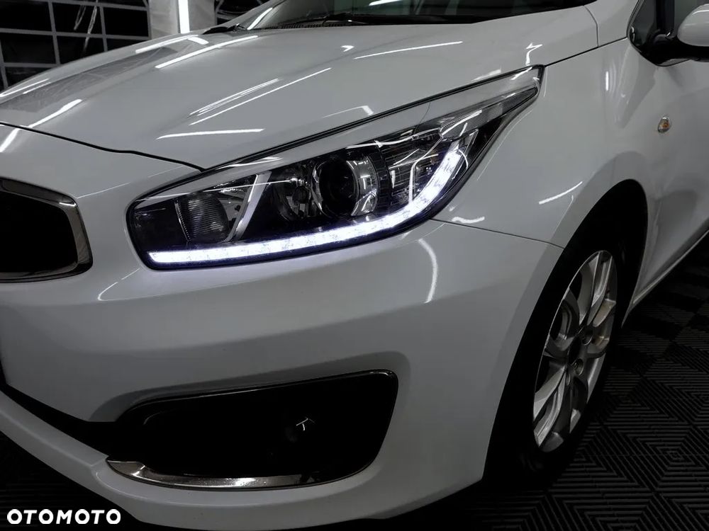 Kia Ceed Cee'd 1.6 CRDi L Business Line - 31