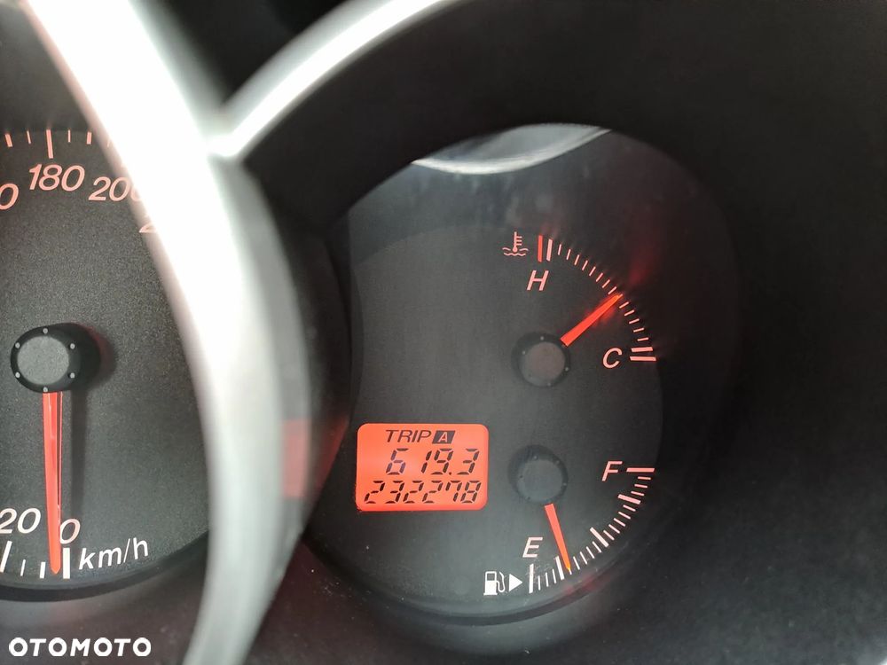 Mazda 3 1.6 Sport Active - 11