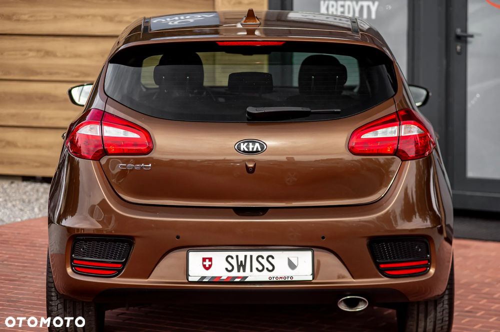 Kia Ceed 1.6 GDI DCT Vision - 12