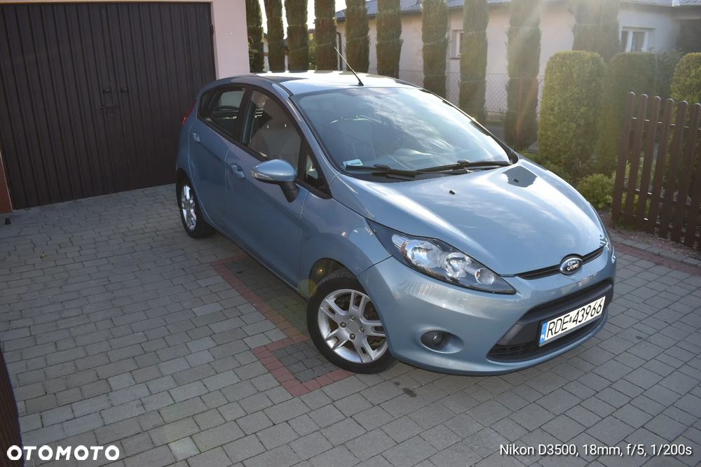 Ford Fiesta 1.25 Ambiente - 1