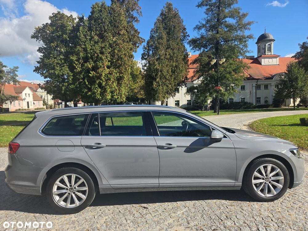 Volkswagen Passat 2.0 TDI SCR Style DSG - 6
