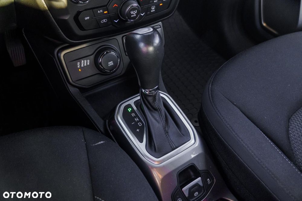 Jeep Renegade - 22
