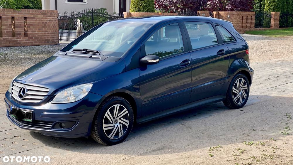 Mercedes-Benz Klasa B 200 CDI - 13