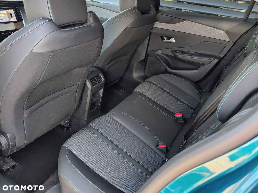 Peugeot 308 1.6 Hybrid PHEV Allure EAT8 - 10