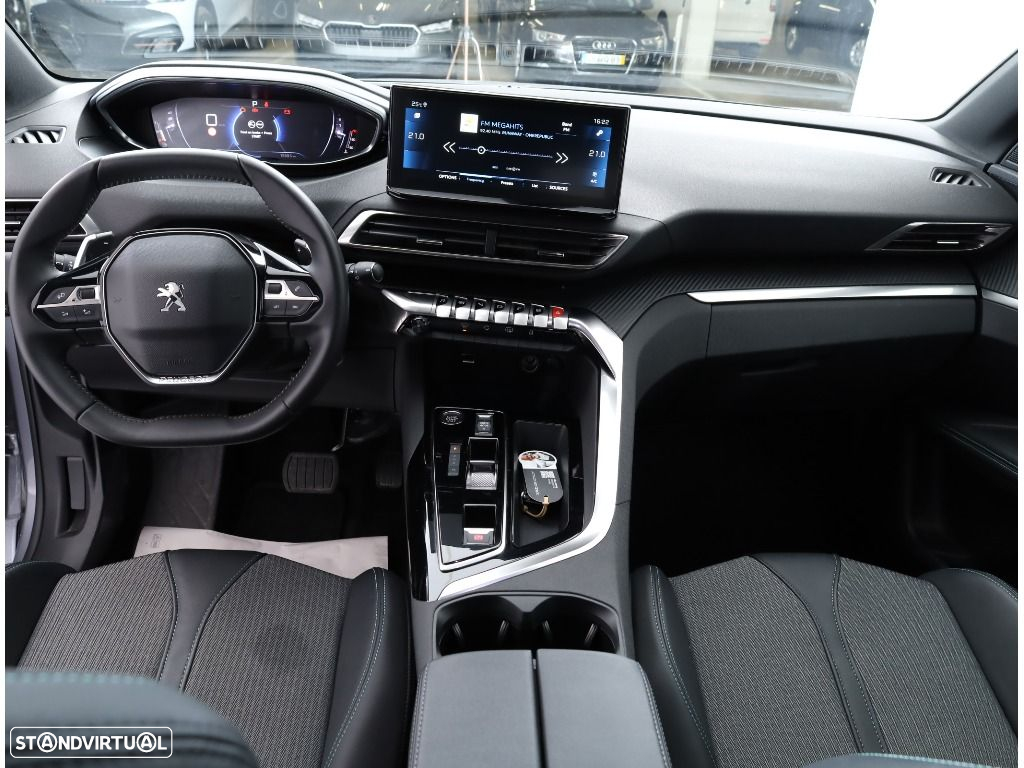 Peugeot 3008 1.2 PureTech Allure Pack EAT8 - 27