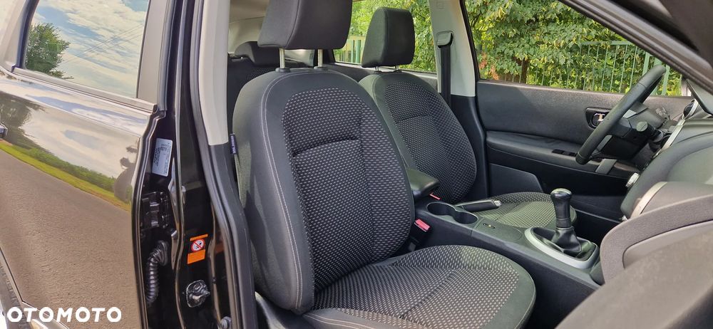 Nissan Qashqai 1.6 visia - 13