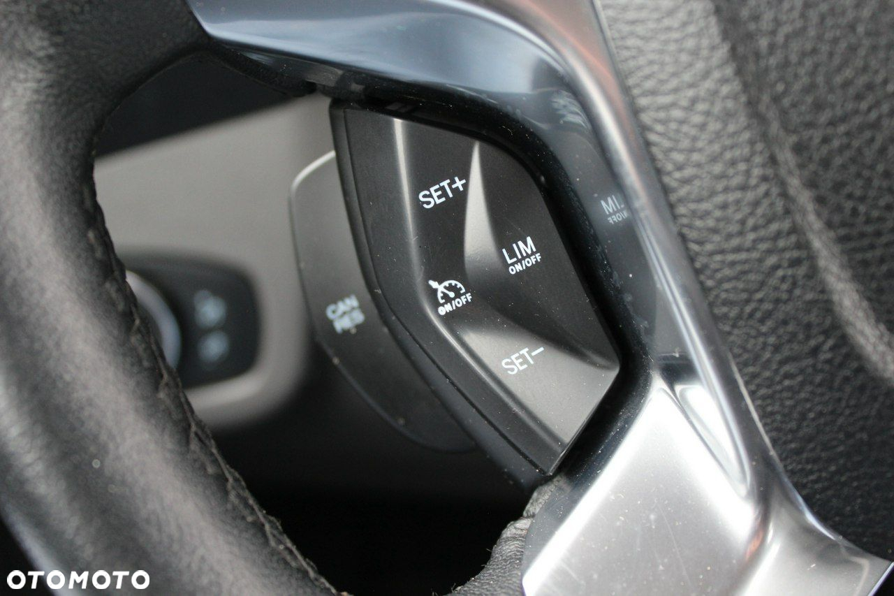 Ford Transit Connect - 21