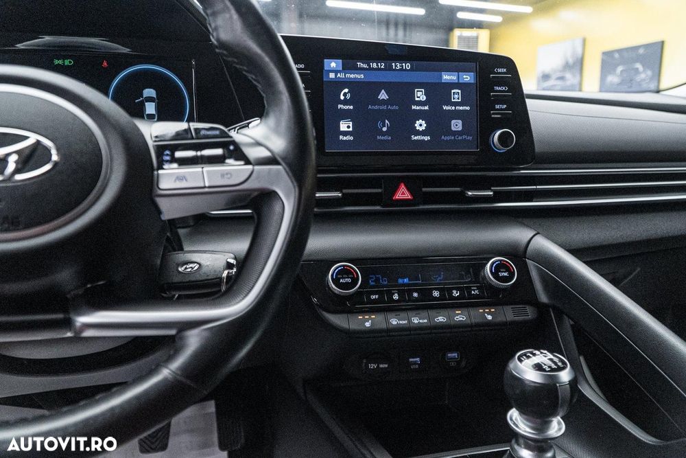 Hyundai Elantra 1.6 l 123 CP 6MT Highway - 24