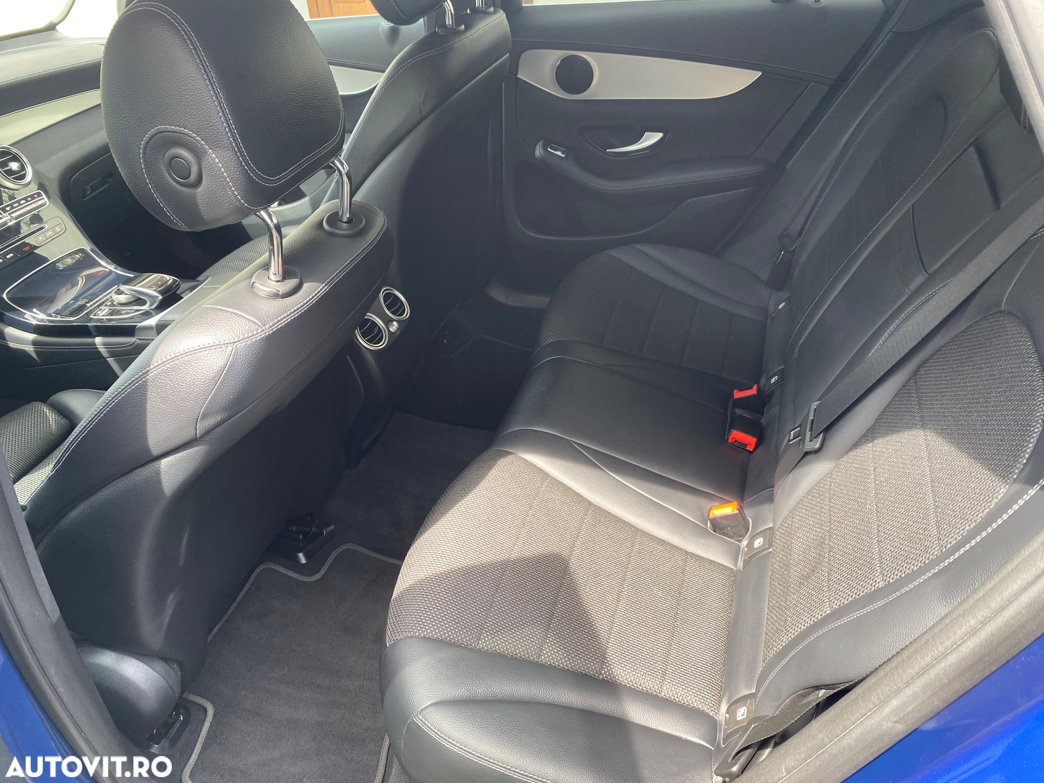 Mercedes-Benz GLC 220 d 4Matic 9G-TRONIC - 8