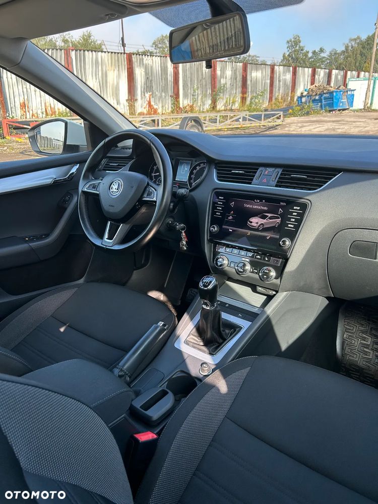 Skoda Octavia 1.4 TSI Ambition - 6
