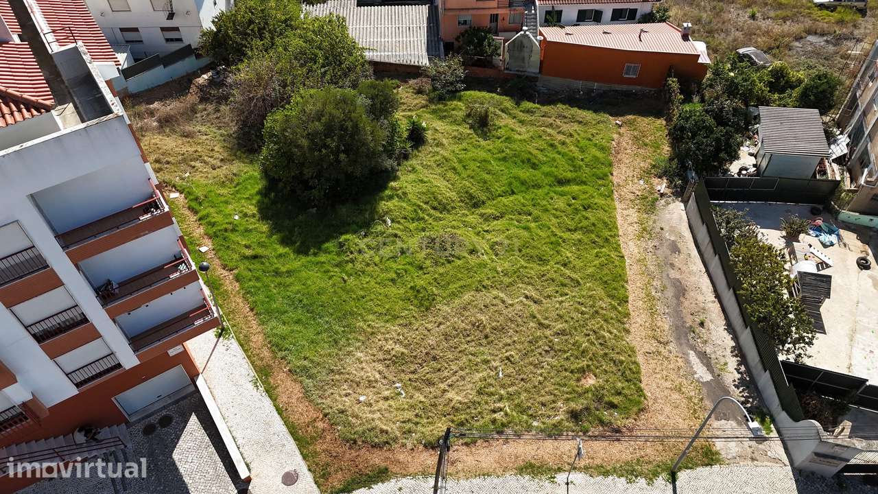 Terreno Urbano com 307m2 em Casal da Mira – Amadora - Grande imagem: 3/6