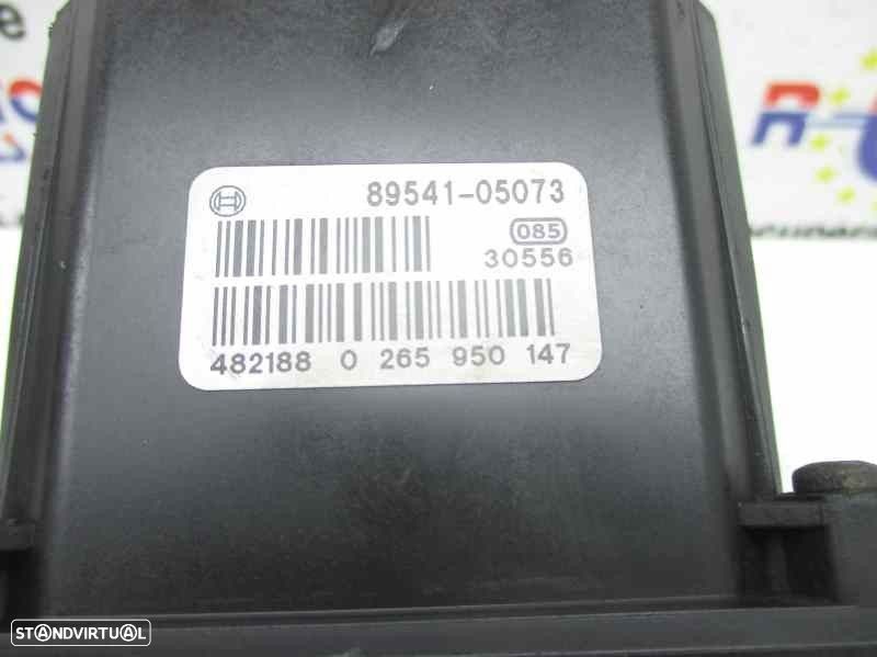 ABS TOYOTA AVENSIS SEDAN 2004 - 4