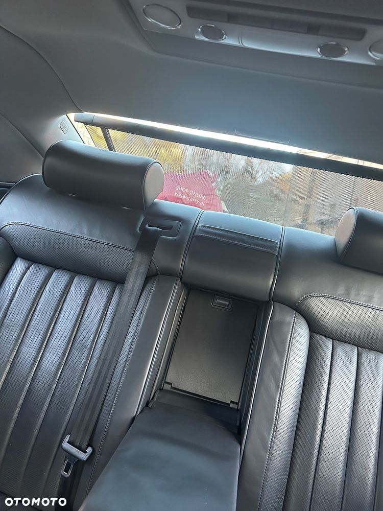 Volkswagen Phaeton - 10