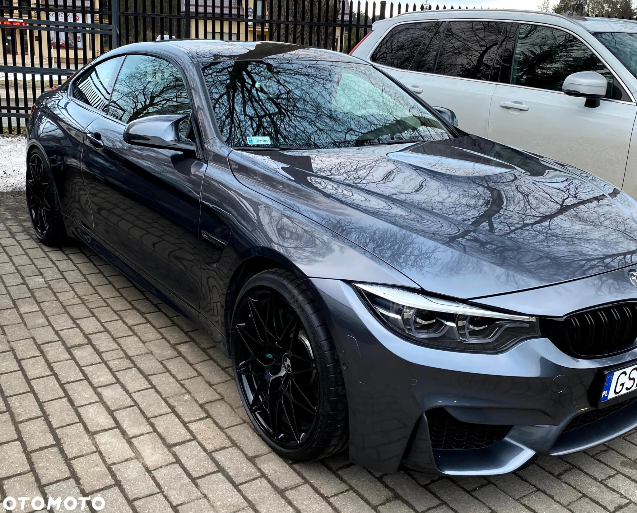 BMW M4 Coupe DKG - 10