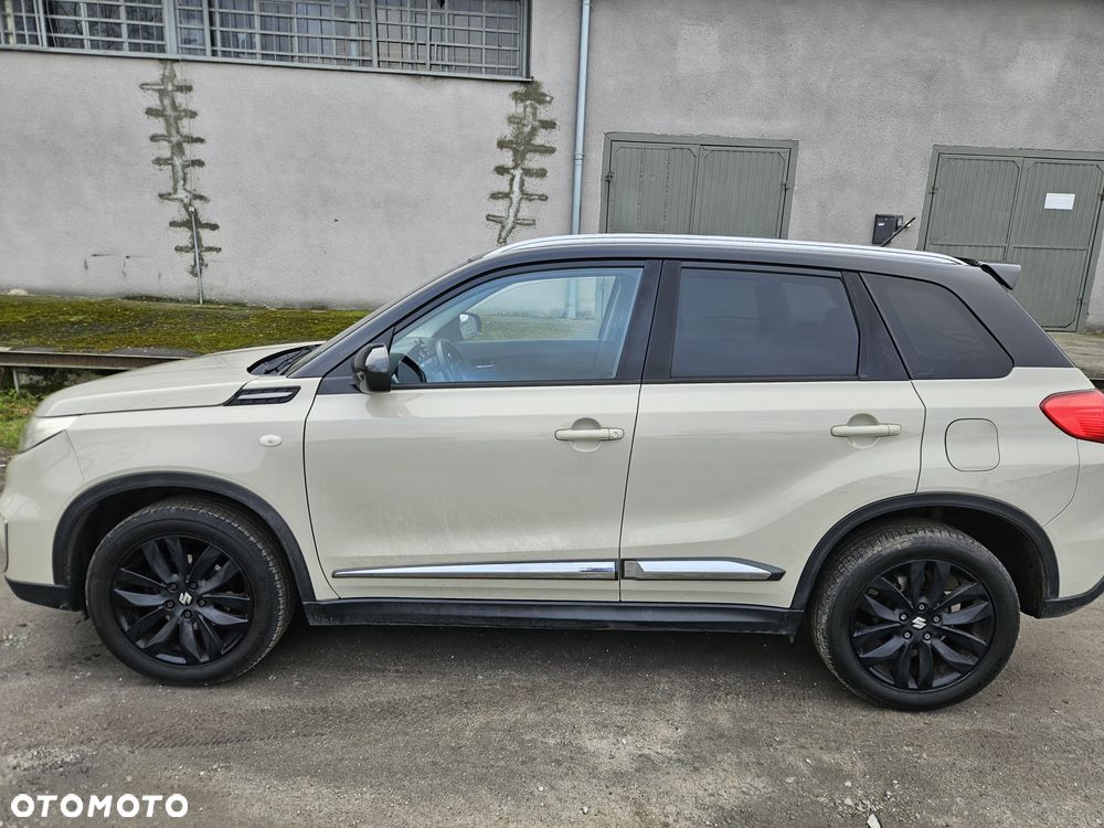 Suzuki Vitara 1.6 Premium 2WD - 16